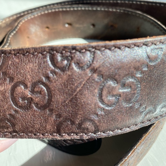 Gucci GG emblem hobo shoulder bag and matching belt - Picture 14 of 16